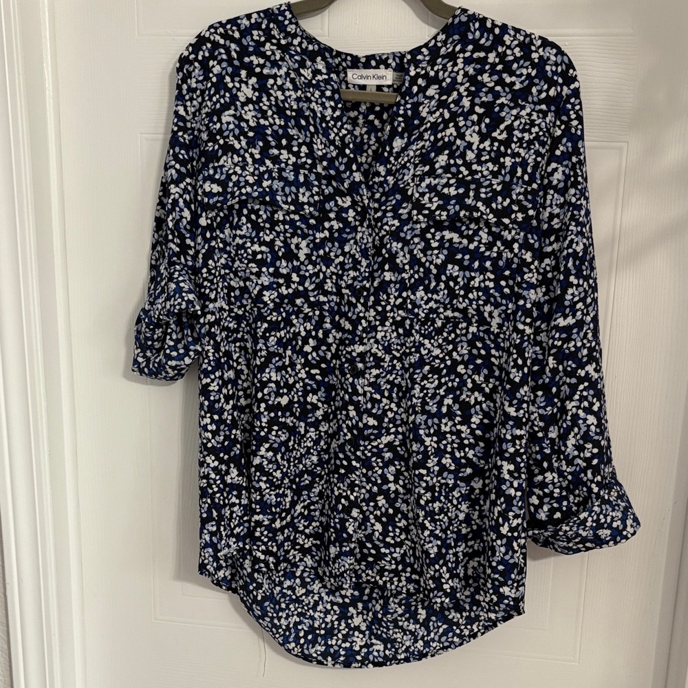 Calvin Klein Navy and White Patterned Blouse